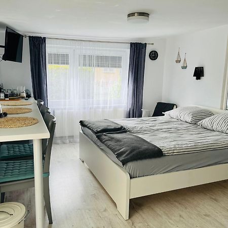 Pokoje Goscinne U Anny Ujście-Darłowskie Exterior foto