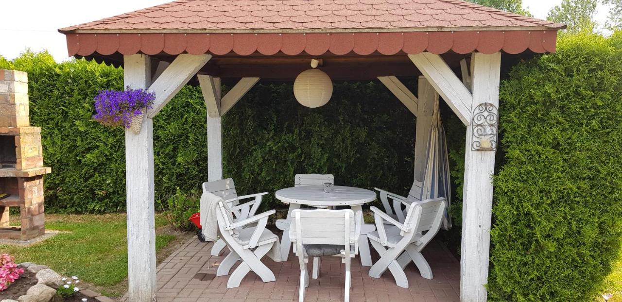 Pokoje Goscinne U Anny Ujście-Darłowskie Exterior foto